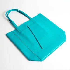 Solo Perche Venezia Teal Tote Bag NWT